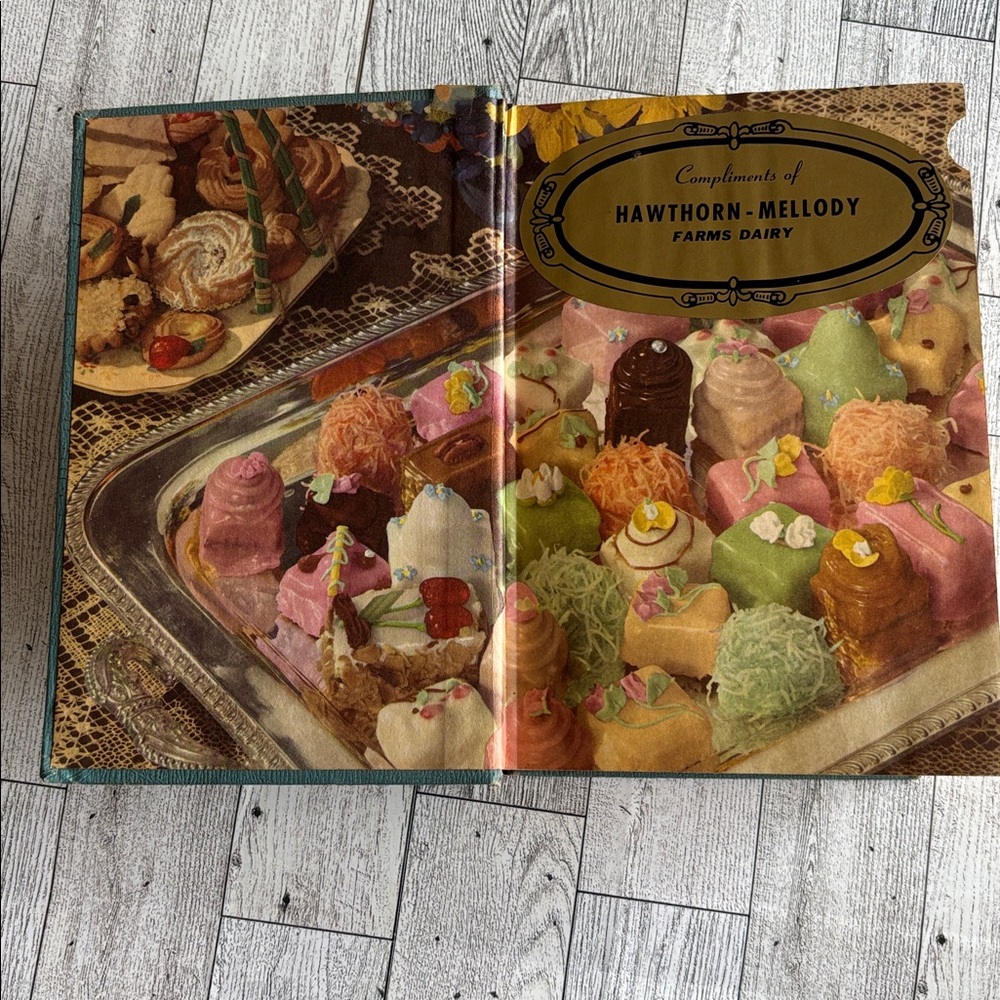 1958 Cookbook The American Woman’s Cook Book Culinary Arts‎ Institute Vintage - Picture 2 of 7